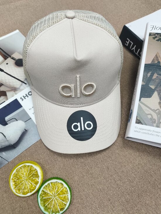 ALO Yoga Accessories - Alo Yoga District Trucker Hat Bone Color🌱Adjustable Breathable Mesh Cap🎾